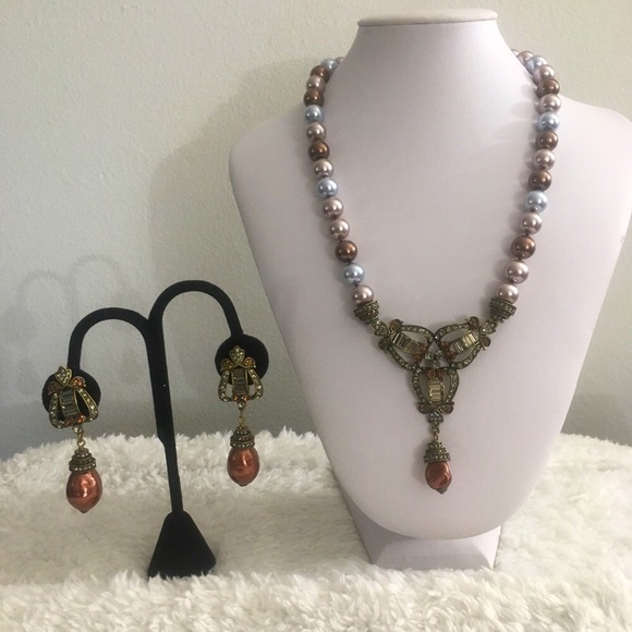 Collier rétro long en fausses perles | Mercerie et Tissus